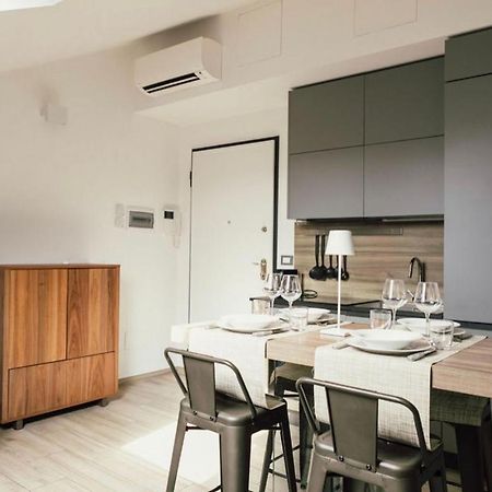 Casa Savo - Parcheggio Gratuito Nella Blu Area Appartement Genua Buitenkant foto