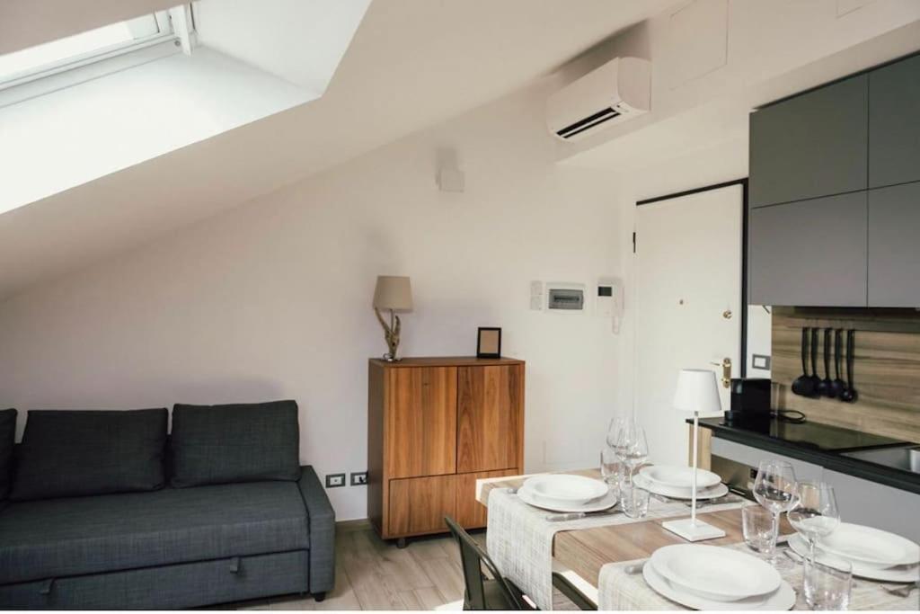 Casa Savo - Parcheggio Gratuito Nella Blu Area Appartement Genua Buitenkant foto